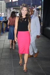 Ginger Zee Arrives on the Set of GMA Filming in New York 07-31-2024