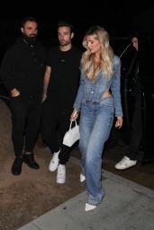 Kate Cassidy Arriving at Her Hotel in Santa Monica 08-09-2024