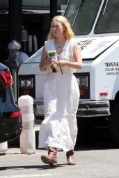 Rumer Willis Getting Green Heath Drink From Alfred Coffee 08-03-2024