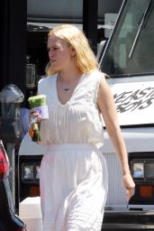 Rumer Willis Getting Green Heath Drink From Alfred Coffee 08-03-2024
