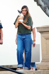Sofia Vergara Leaves the 