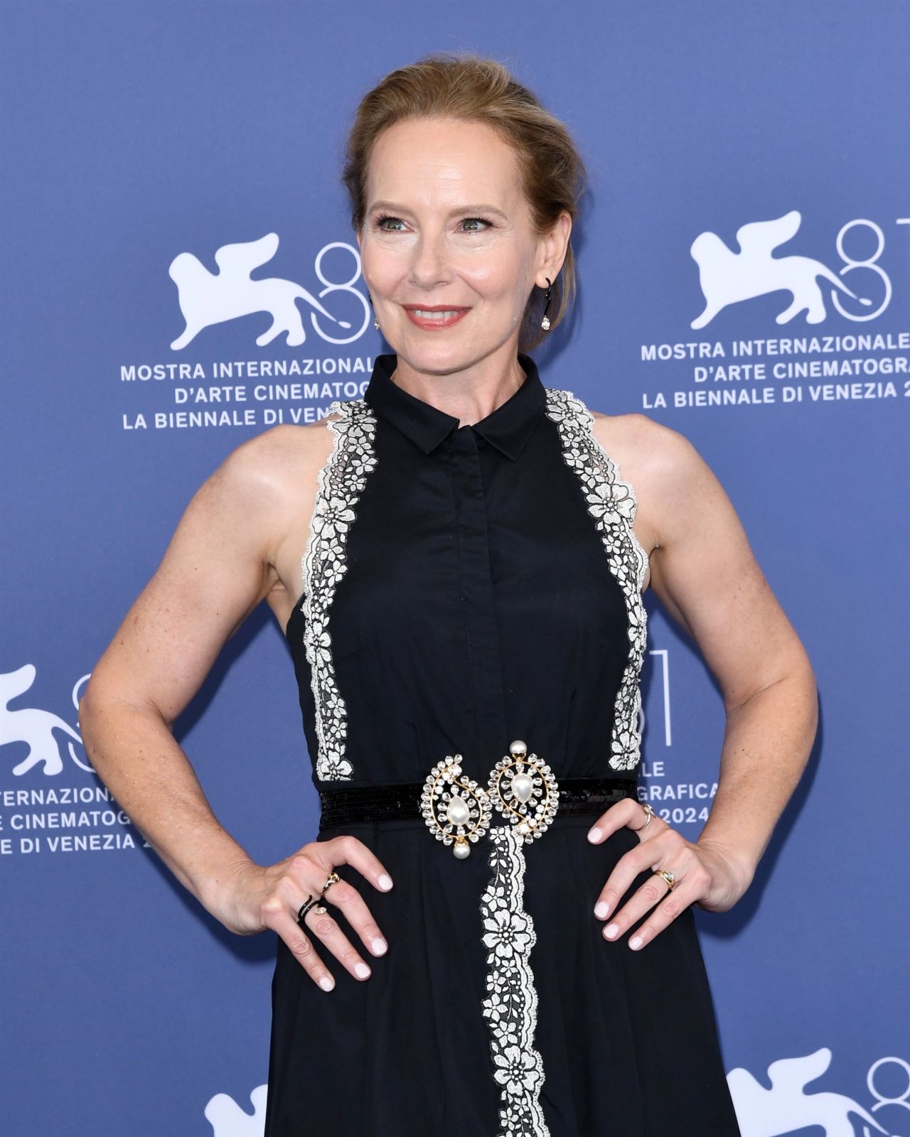 Amy Ryan Sexy