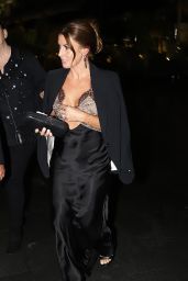 Coleen Rooney Stuns in Chic Black Outfit on Manchester Night Out 09-12-2024