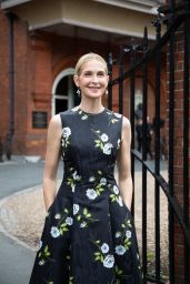 Kelly Rutherford Attends Emilia Wickstead Fashion Show During London Fashion Week