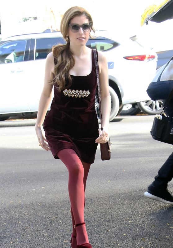 Anna Kendrick Arrives at The Drew Barrymore Show for "Woman of the Hour" NYC Promo Tour [10-23-2024]