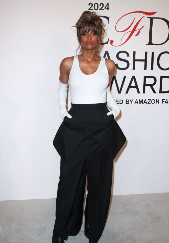 Ciara Merges High Fashion and Personal Brand in Vera Wang CFDA Look