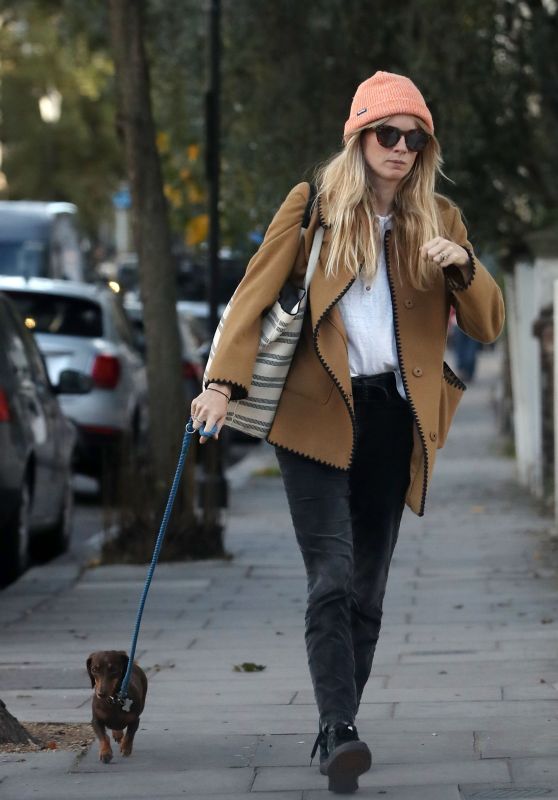 Cressida Bonas Strolls London with Pooch in Tow 10-17-2024