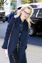 Gillian Anderson Embraces Natural Beauty on NYC Streets 10-15-2024