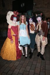 Hannah Cooper Conjures Up Glamour at Hallowzeem Party [10-25-2024]