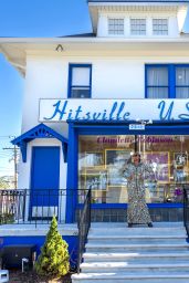 Jennifer Hudson Pays Homage to Music Legends at Motown Museum in Detroit 10-02-2024