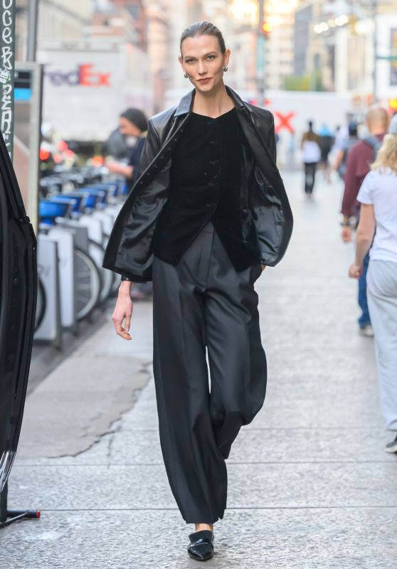 Karlie Kloss Struts Out in New York City [10-21-2024]