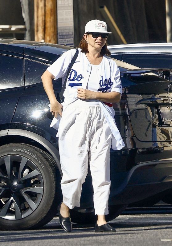 Maya Rudolph Mixes L.A. Dodgers and NYC Charm at Joan on Third in Studio City [10-25-2024]