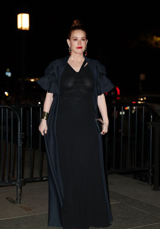 Molly Ringwald at CFDA Awards in NYC [10-28-2024]