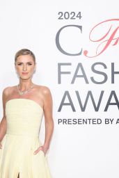 Nicky Hilton Radiates Spring Energy in Custom Alice + Olivia at CFDAs