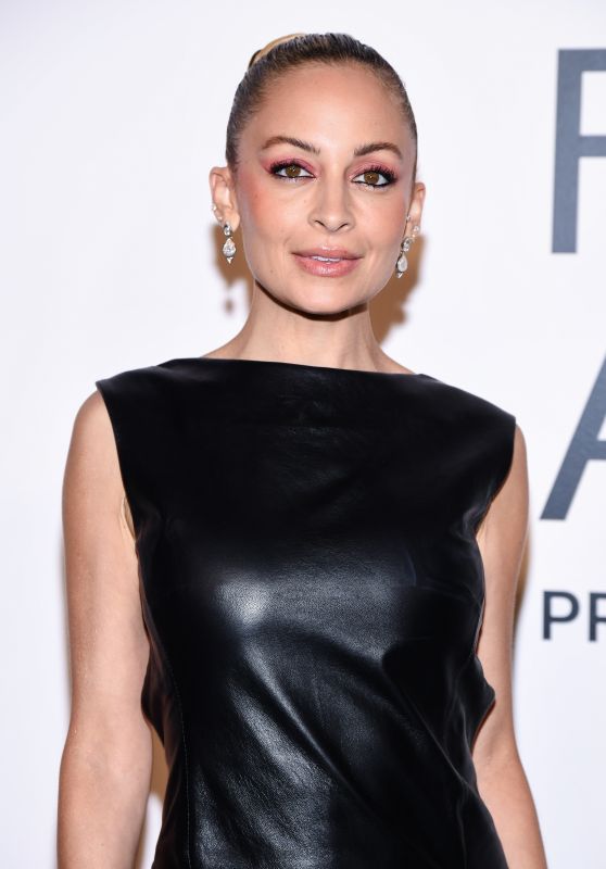 Nicole Richie Radiates Effortless Glamour at CFDA Awards in NYC [10-28-2024]