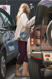 Paris Jackson Brings Haute Couture to Hair Appointment 10-17-2024