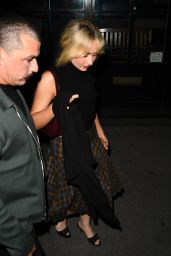 Sabrina Carpenter Spotted Out in New York 10-06-2024