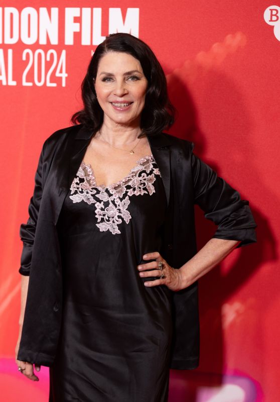 Sadie Frost Brings London Cool to "Twiggy" Premiere 10-18-2024