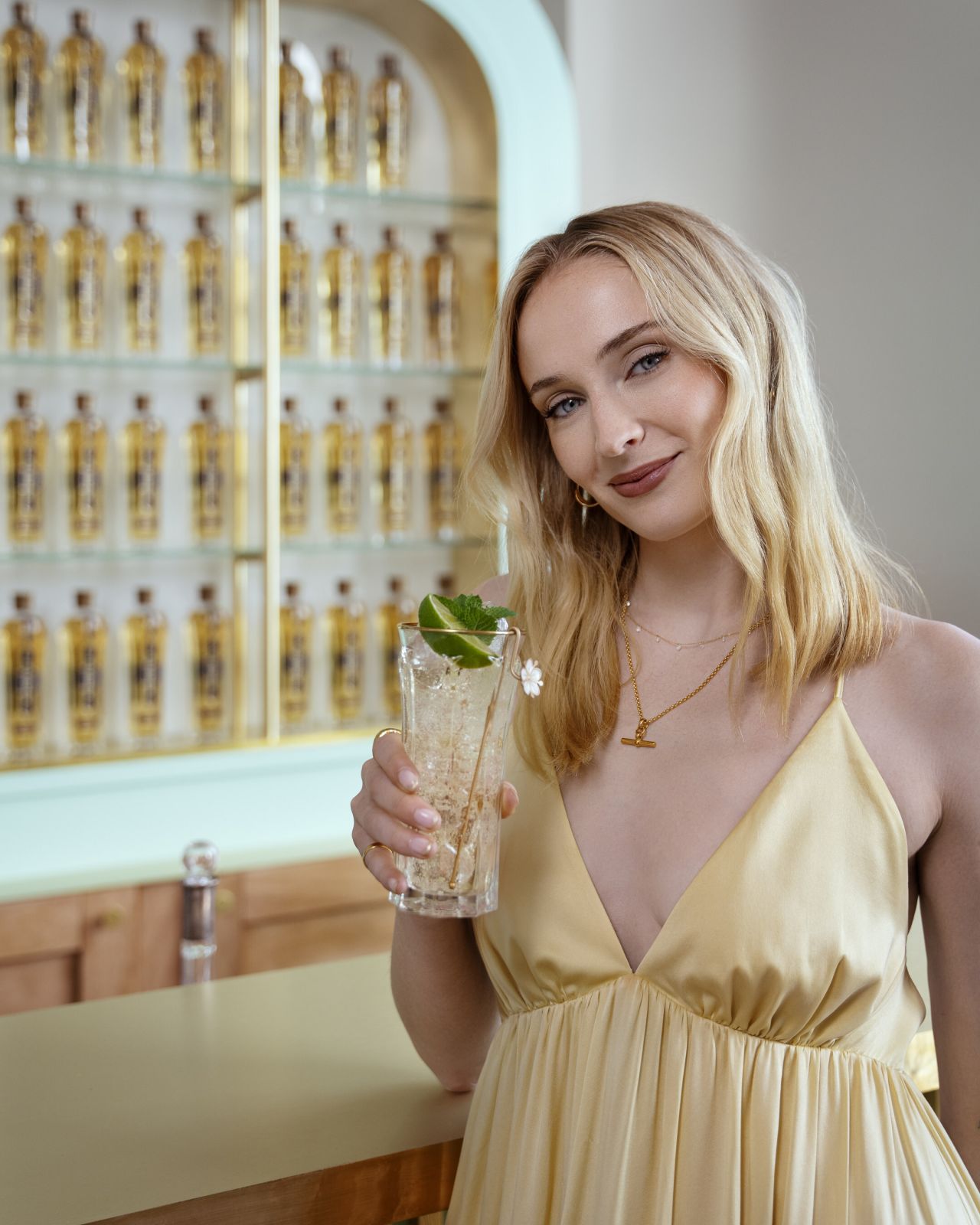 sophie-turner-st-germain-hugo-spritz-june-2024-12.jpg