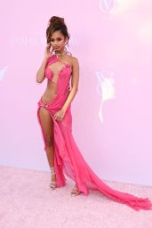 Tyla Shines on VS Fashion Show Runway in NYC 10-15-2024