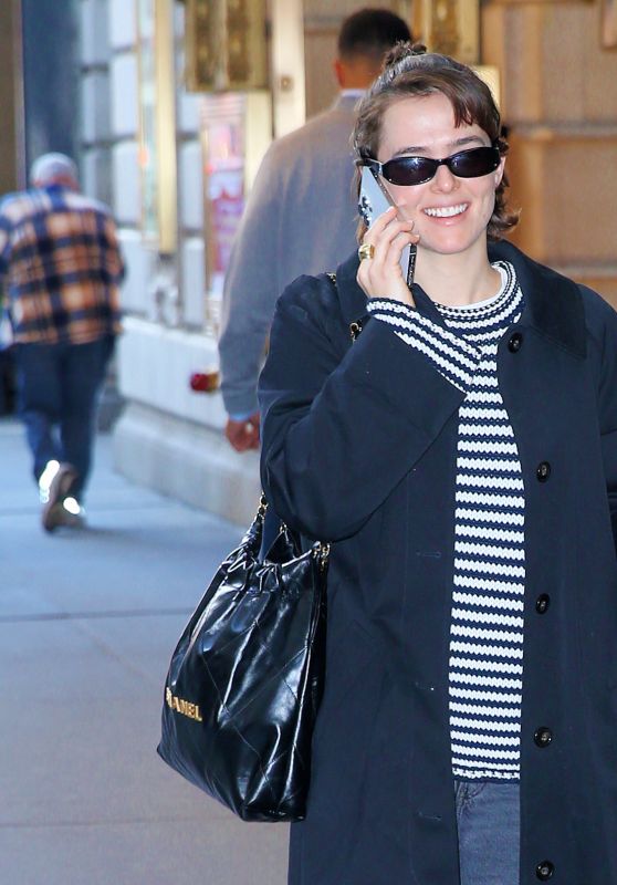 Zoey Deutch Reaches Broadway Stage for 
