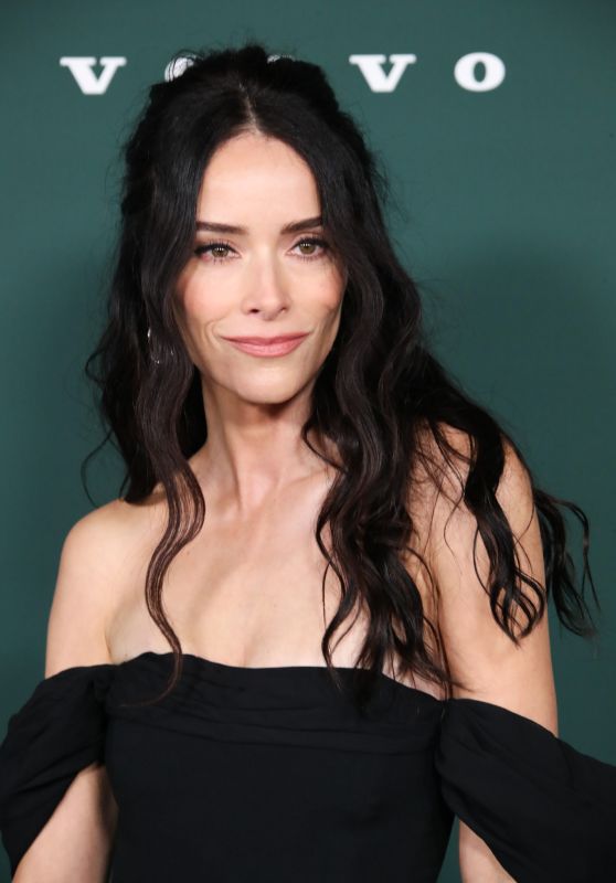 Abigail Spencer Shines at Baby2Baby Gala [09-11-2024]