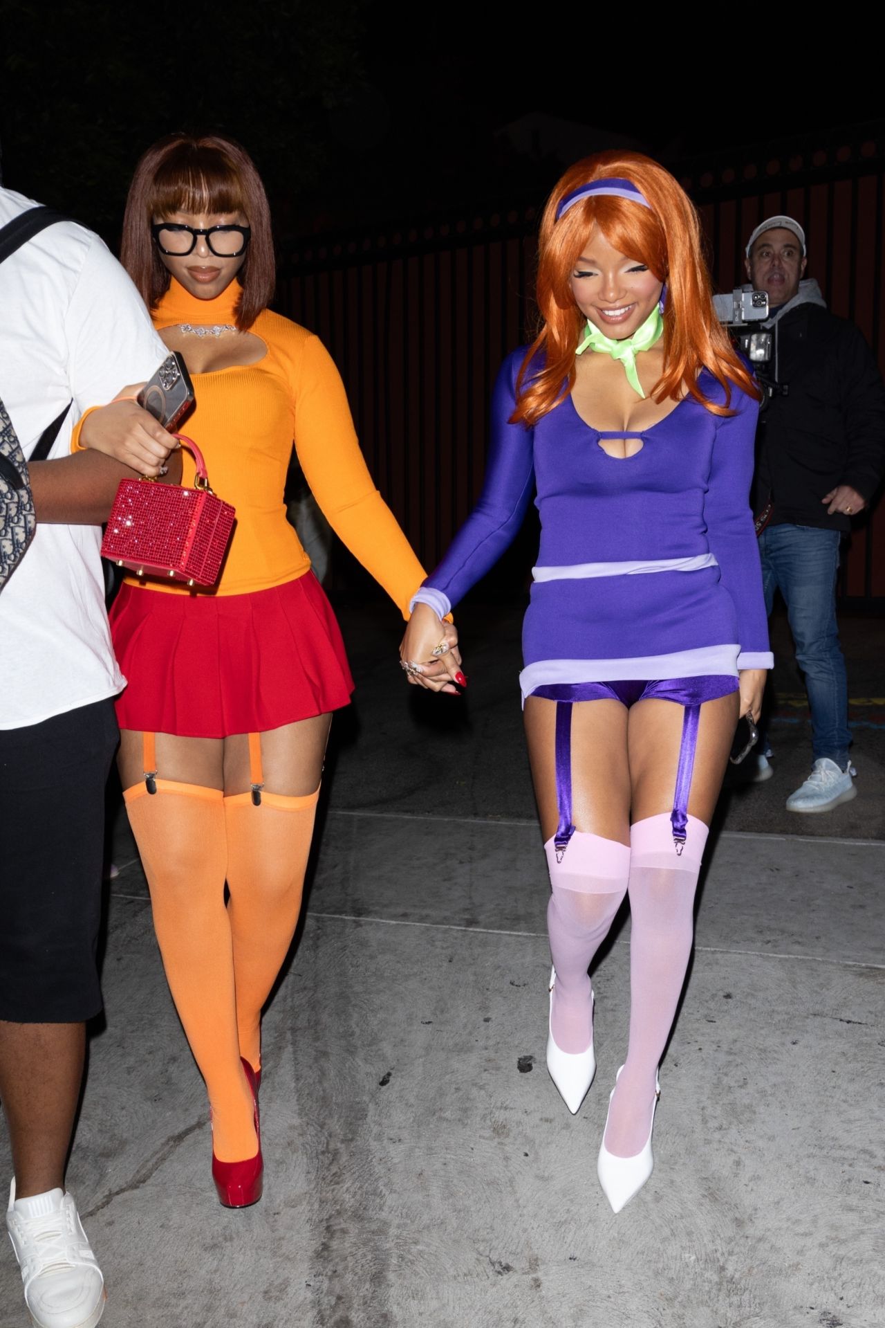 Bailey Sisters Slay as ScoobyDoo's Velma & Daphne at Jenner's