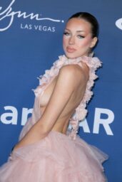 Caroline Maria Derpienski Attends amfAR Las Vegas Gala at Wynn Resort 11-22-2024