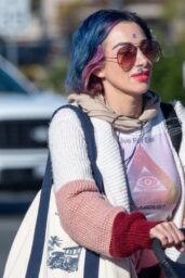 Daisy De La Hoya Makes a Rare Public Appearance after Nearly a Decade 11-26-2024