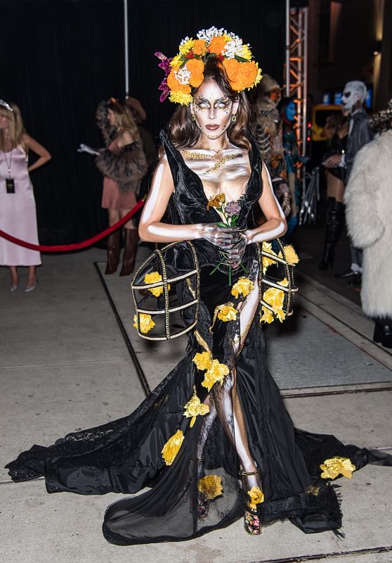 Danna Paola Brings Glamour to Heidi Klum’s Halloween Gala [10-31-2024]