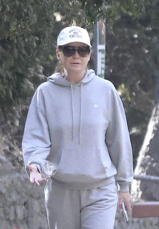 Ellen Pompeo and Husband Chris Ivery Take a Break for a Hike in Nature [11-08-2024]