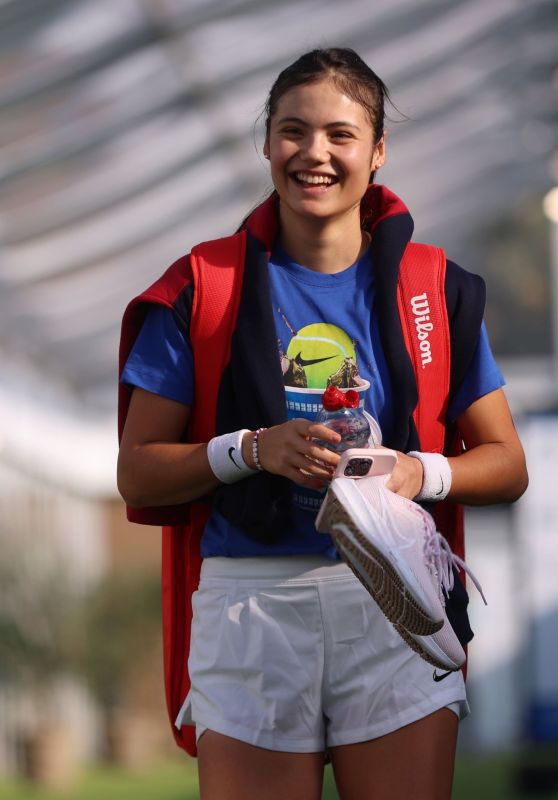 Emma Raducanu Trains for Billie Jean King Cup Finals [11-12-2024]