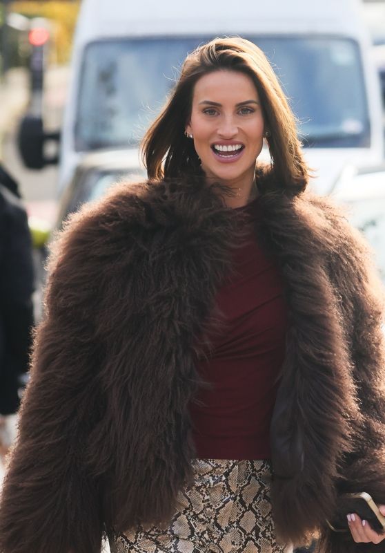 Ferne McCann Stepping Out from ITV This Morning [11-15-2024]