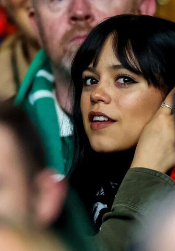 Jenna Ortega Scores with Ireland vs. New Zealand Rugby Match in Dublin 11-08-2024