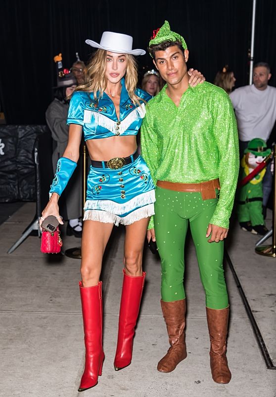 Jessica Serfaty Adds Sparkle to Heidi Klum’s Halloween Party [1031