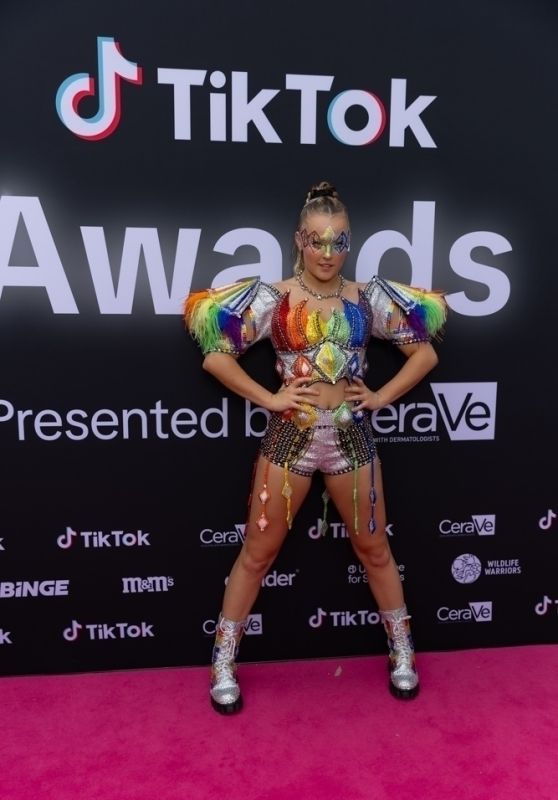 JoJo Siwa Attends the 2024 TikTok Awards in Sydney