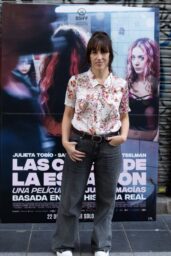 Juana Macias at "Las Chicas de la Estacion" Portrait Session