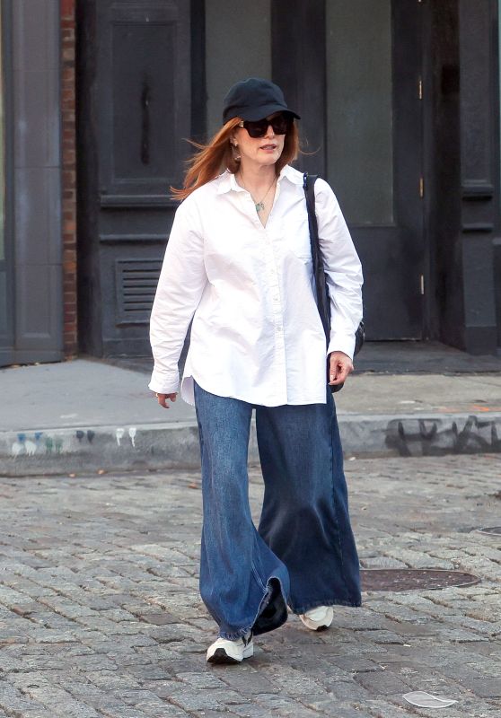 Julianne Moore Enjoys a Fall Walk in the Big Apple [10-31-2024]