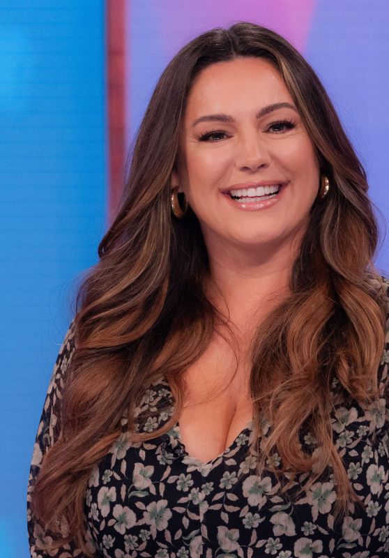 Kelly Brook on Loose Women [11-14-2024]