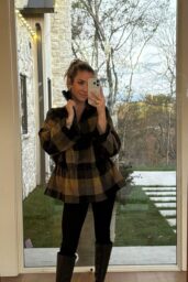 Kristin Cavallari’s Chic November 22 Look: Rick Owens Tony Bianco Boots 11-22-2024