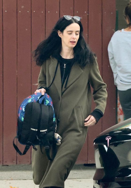 Krysten Ritter Takes on LA Solo in Style [11-19-2024]