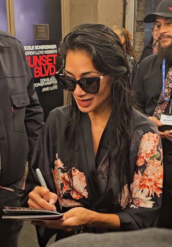 Nicole Scherzinger Makes Waves with Fan in New York City [10-30-2024]