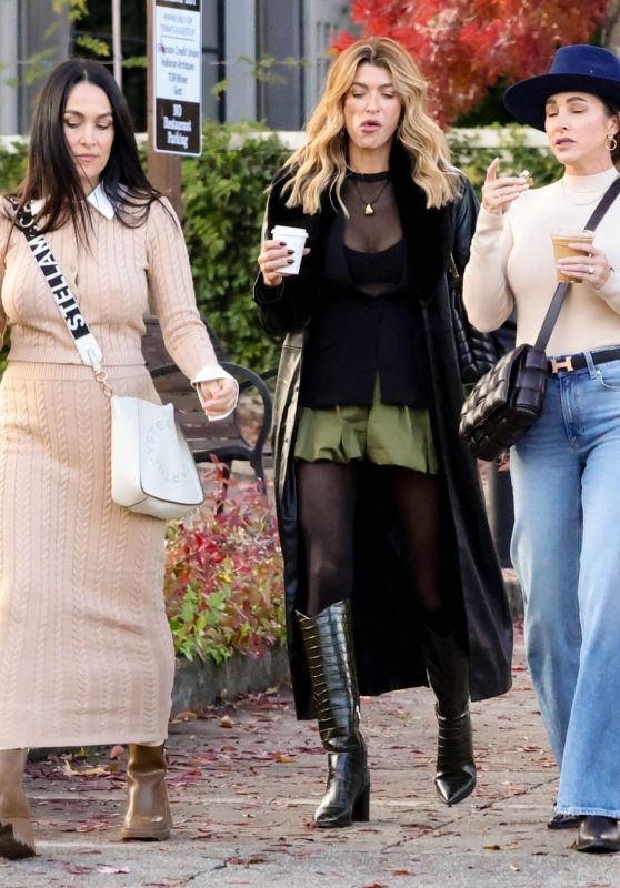 Nikki & Brie Garcia Enjoy Lunch in Napa Valley [11-23-2024]