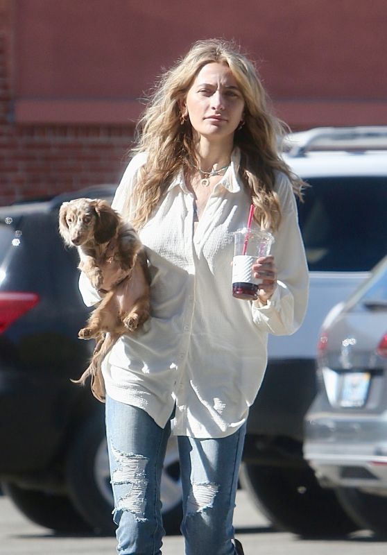 Paris Jackson Spotted in West Hollywood [11-08-2024]