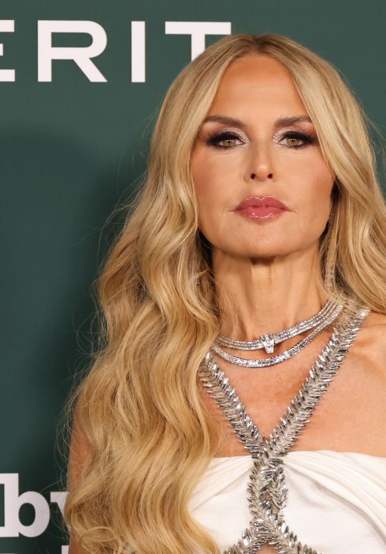 Rachel Zoe Glows at 2024 Baby2Baby Gala in LA 