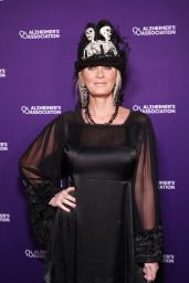 Sandra Lee Shows Support at Alzheimer’s Association Dance Party in Los Angeles [10-27-2024]