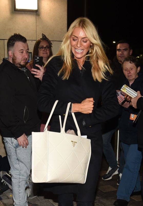 Tess Daly Radiates Joy on Arrival at Blackpool Hotel [11-15-2024]