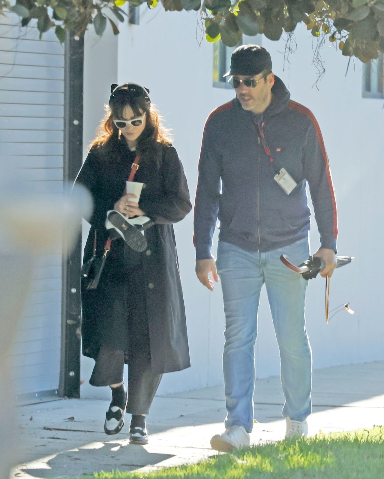 Zooey Deschanel and Jonathan Scott Purrfectly in Sync for Halloween in