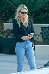 Ali Larter Spotted After Brentwood Meeting 12.09.2024