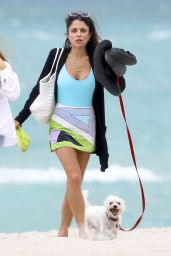 Bethenny Frankel Hits the Beach in Miami 28.12.2024